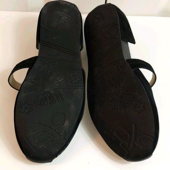 OTBT Pacific City Flat Black Nubuck MaryJane Sz 9 (8.5) - Picture 8 of 12